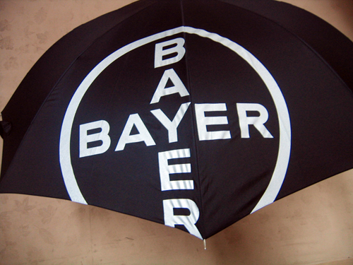 Corporate gift umbrellas customized for an anonymous banking project